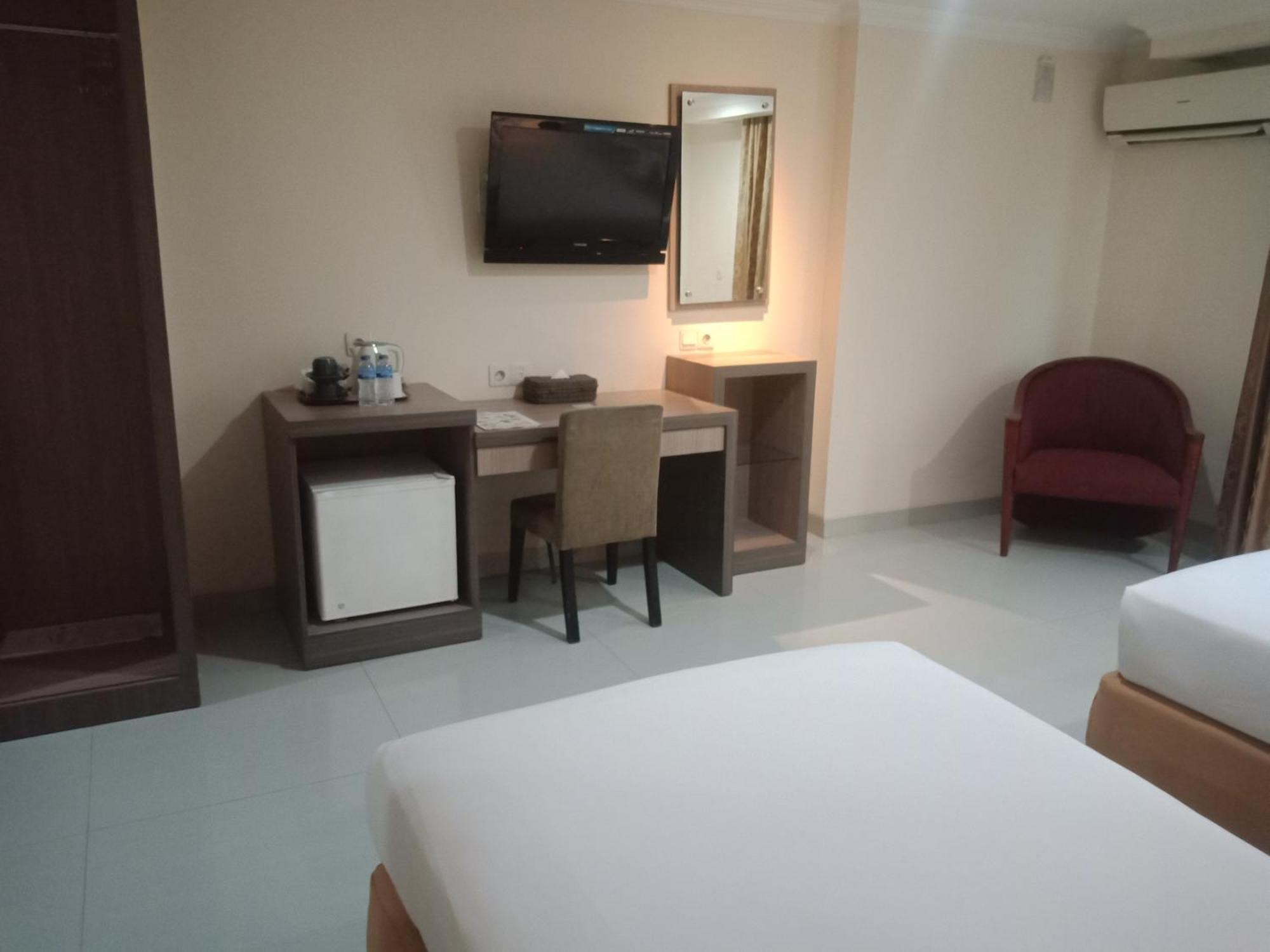 Manise Hotel Ambon Zewnętrze zdjęcie