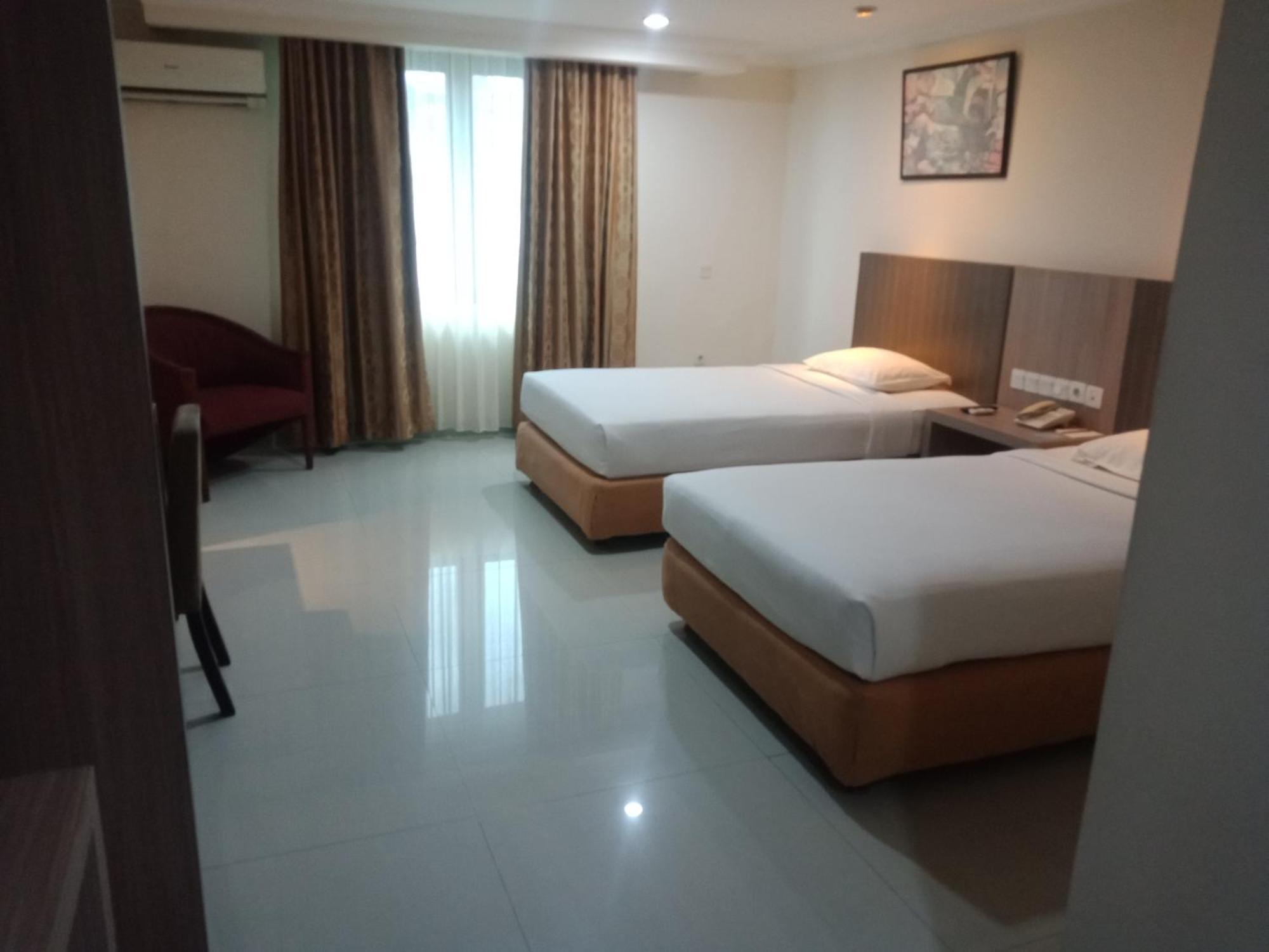 Manise Hotel Ambon Zewnętrze zdjęcie