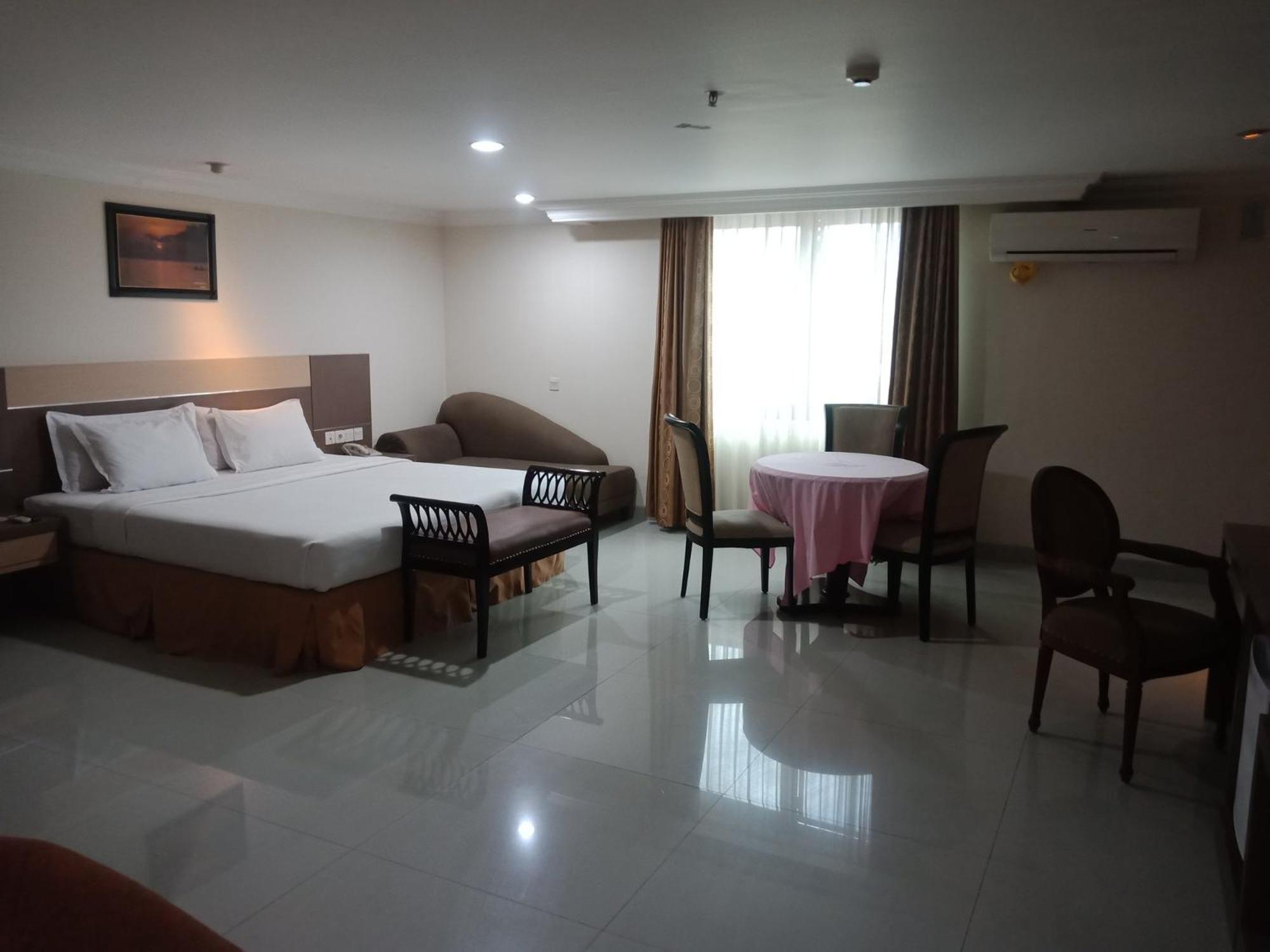 Manise Hotel Ambon Zewnętrze zdjęcie