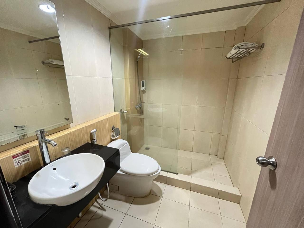 Manise Hotel Ambon Zewnętrze zdjęcie