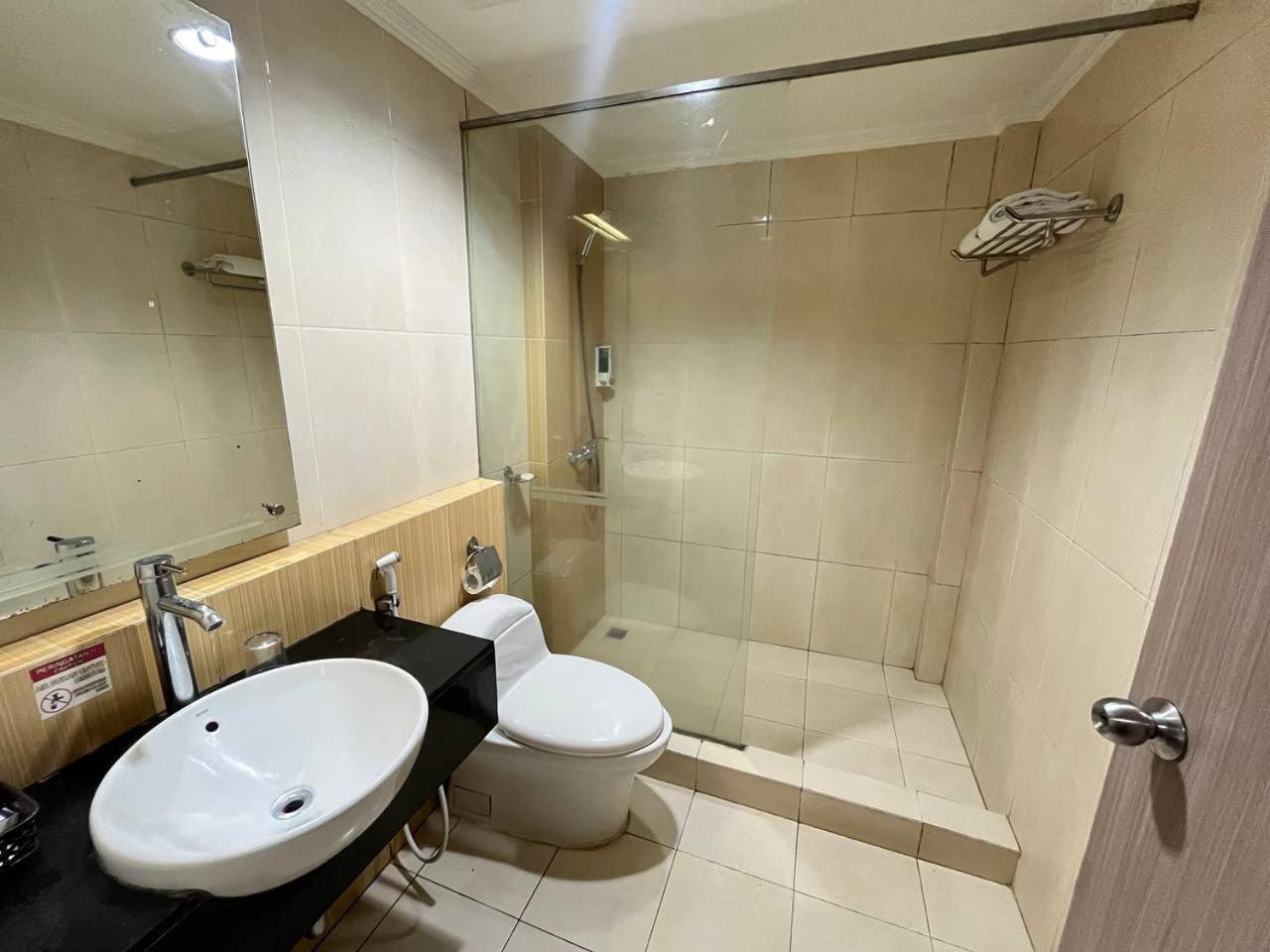 Manise Hotel Ambon Zewnętrze zdjęcie
